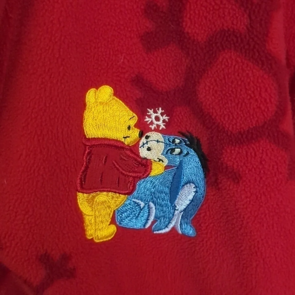 Disney Store Winnie Pooh and Eeyore Red Snowflake Fleece  Robe Size XS/ S
